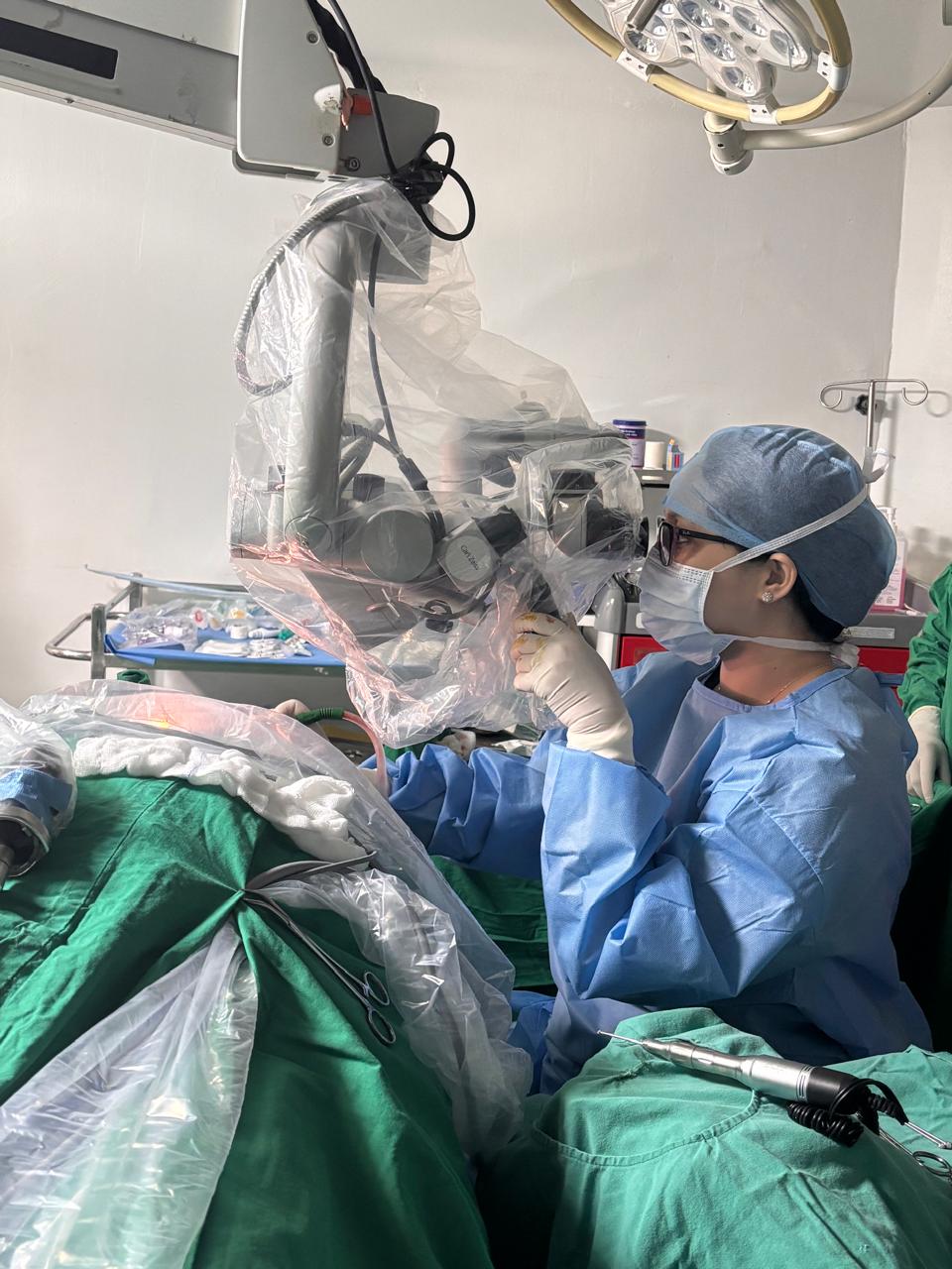 Clinical Examination and Treatment Chair Setup